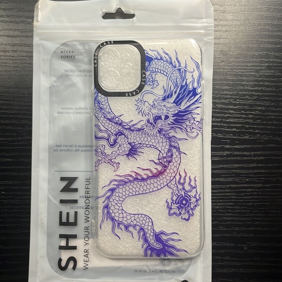 Chinese dragon iPhone 11 case - Picture 2 of 4